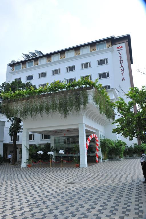 The Pgs Vedanta Hotel Kochi Exterior photo